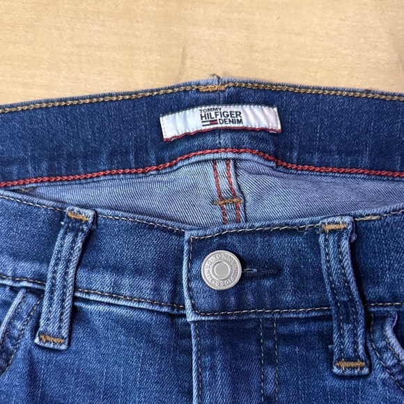 Tommy Hilfiger Blue Skinny Jeans with Red and White Patch - Picture 6 of 9